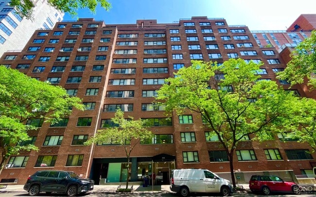 Building Photo - 405 E 56th St Unit 1J Rental