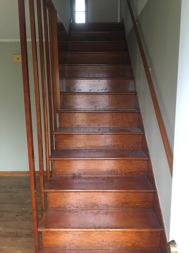 Photo - 401 Marlington St