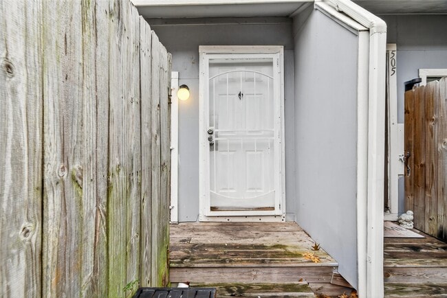 Photo - 9550 Deering Dr Unit 504