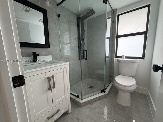 618 SW 21st Ave Unit 2