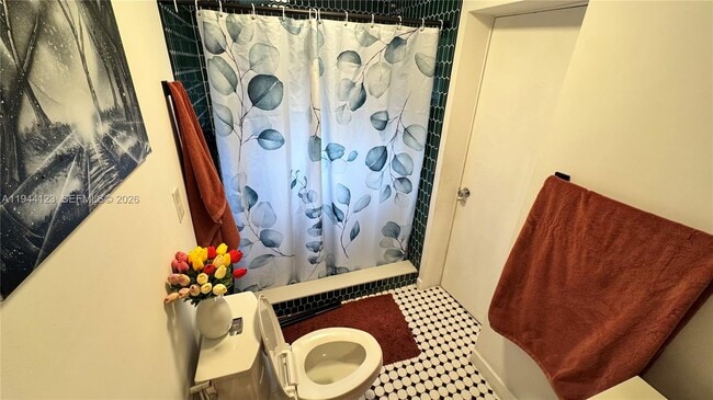 Photo - 6238 Hayes St Unit 1