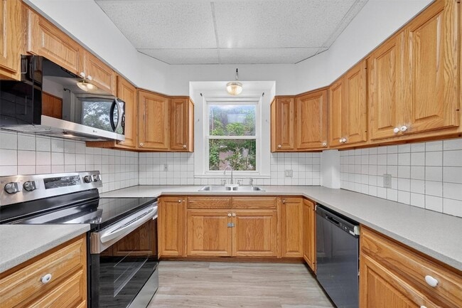 Building Photo - 34 Market St Unit 1 Rental