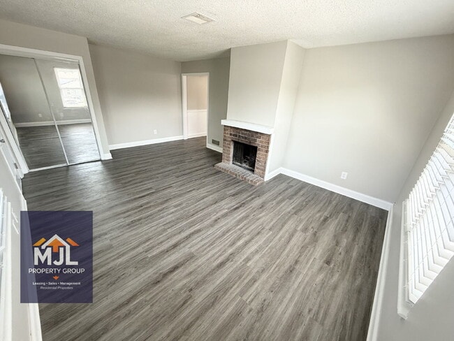 Photo - Renovated 2 Bedroom/ 1 Bath Apartment with Garage *READY NOW* Unidad D