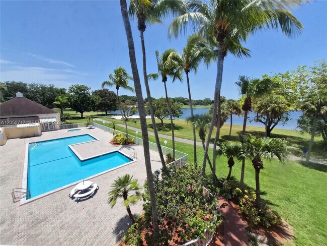 Photo - 15320 SW 106th Terrace Unit 1115