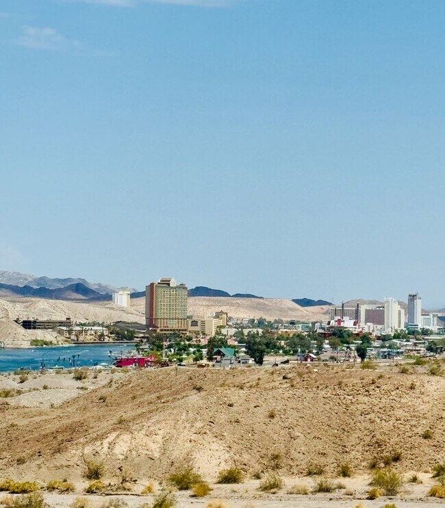 Photo - 3-Bedroom Condo with Spectacular Views in ...