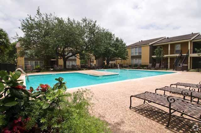 Piscina - The Colony