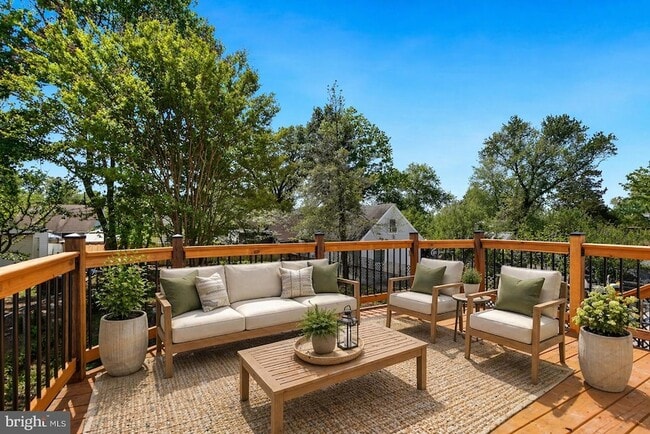 Photo - 5309 Chesapeake Rd