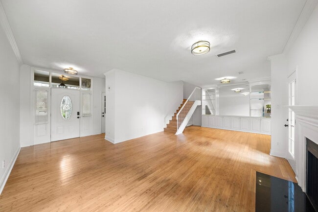 Photo - 2220 Bering Dr Unit 18