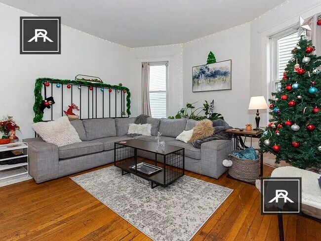 Photo - 4 bedroom in Allston MA 02150 Unit 1