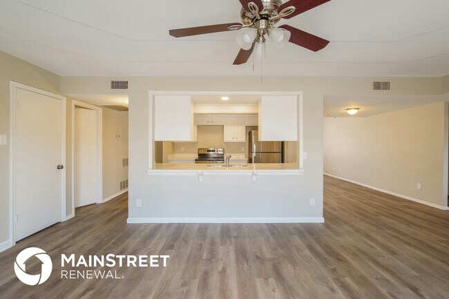 Photo - 15202 N 38th Ave