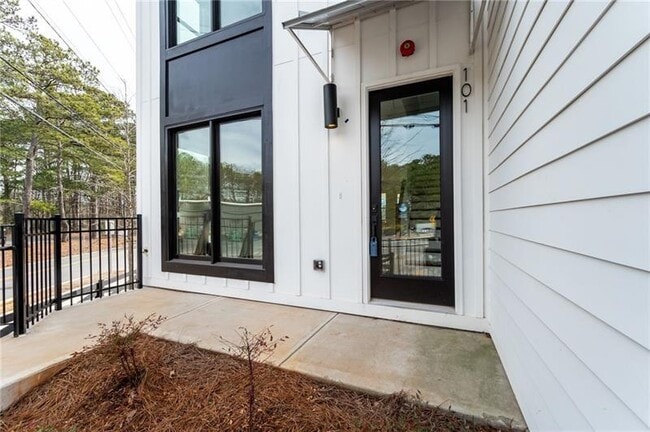 Photo - 101 Pearl St