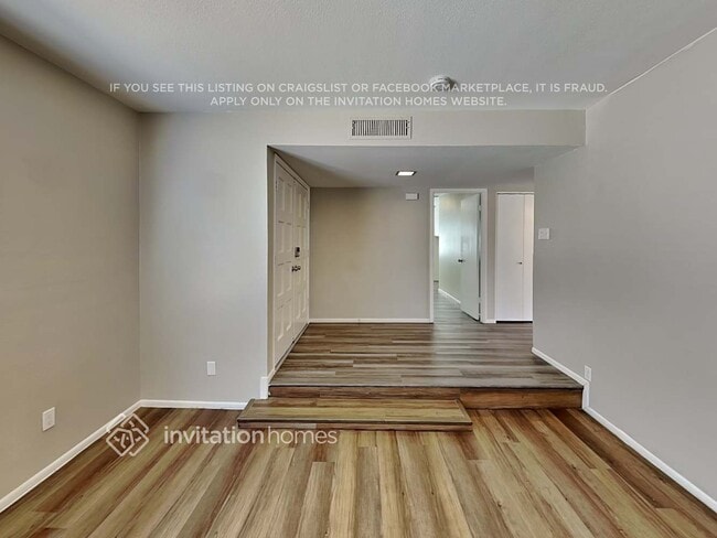 Photo - 1633 E Fremont Dr