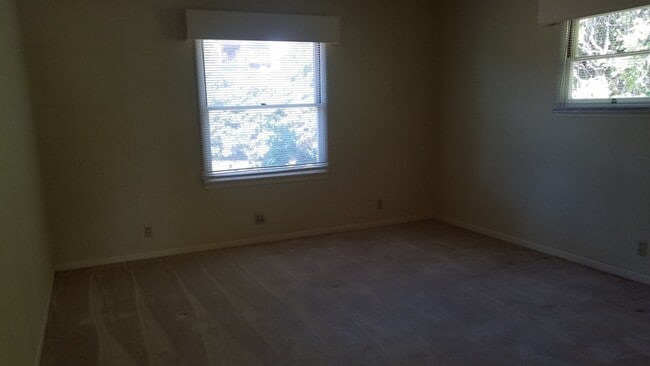 Photo - 2053 Hays St