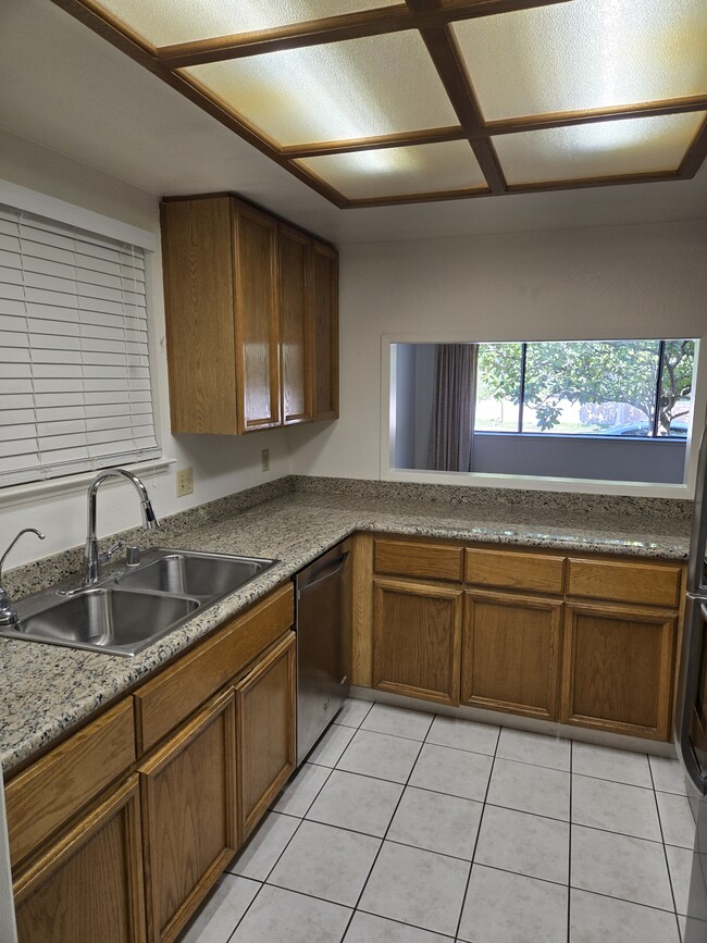 Photo - 16989 Sorrel Way