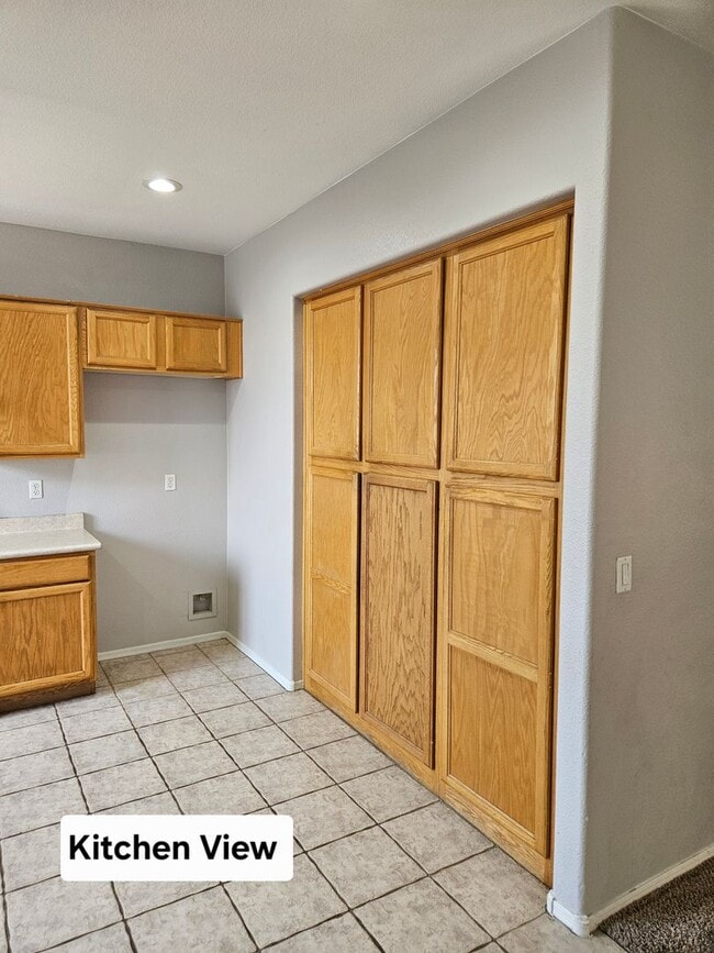 Photo - 931 E Sherri Dr