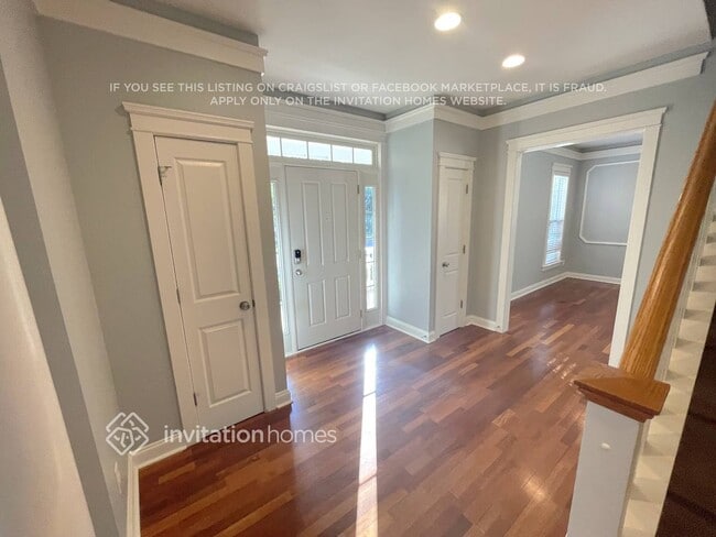 Photo - 15527 Barnsbury Dr