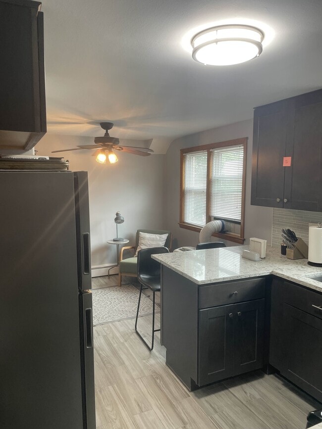 Photo - 5834 N Nagle Ave Unit FL2