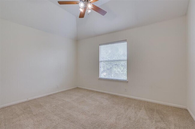 Photo - 5413 Batak Ln