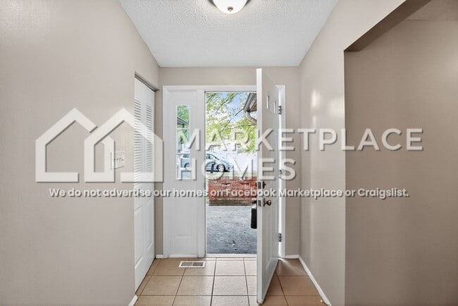 Photo - 916 Whidbey Ct