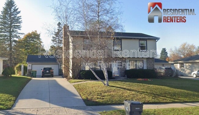 Building Photo - 257 S Regis Rd Rental