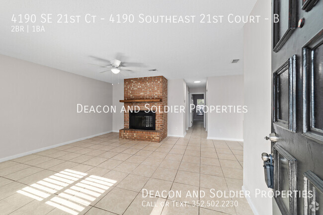 Building Photo - 4190 SE 21st Ct Unit 4190 Southeast 21st Court - B Rental