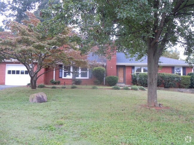 Building Photo - 4014 Avera Ave Rental