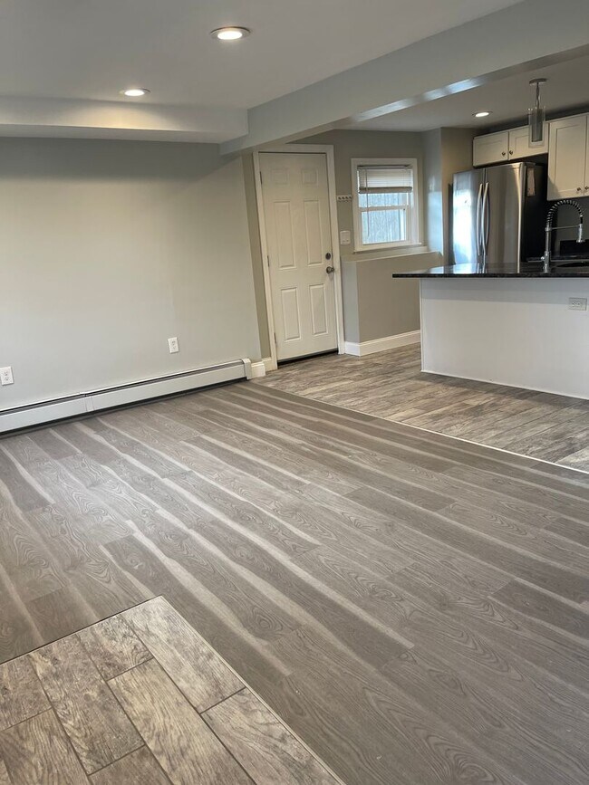 Photo - 1559 Smith St Unit #2