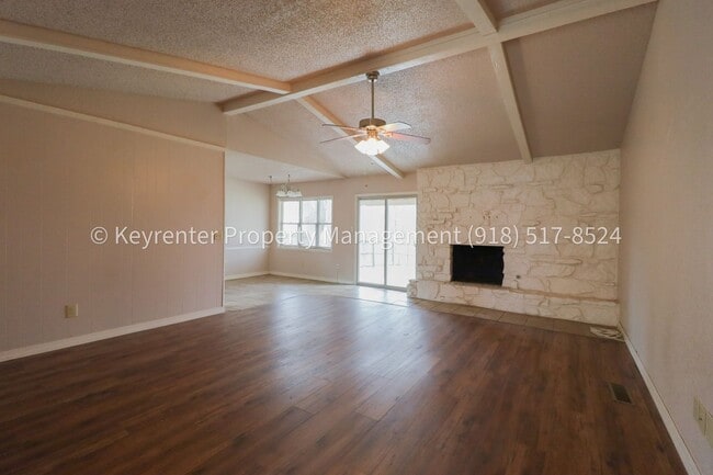 Photo - Beautifully Updated Home in Prime East Tulsa Location