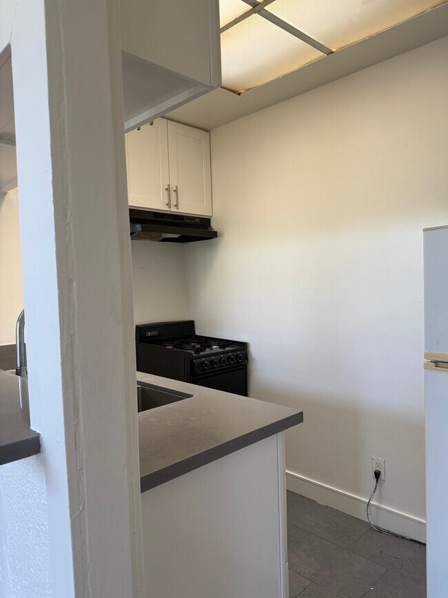 Photo - 1114 N Poinsettia Pl Unidad 8