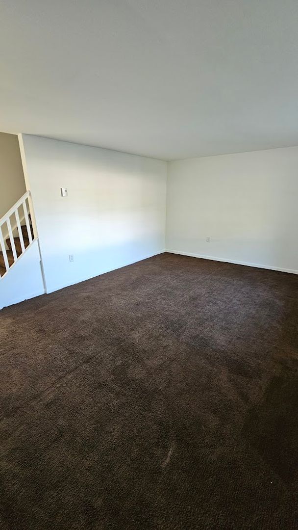 Photo - 173 Ashford Dr