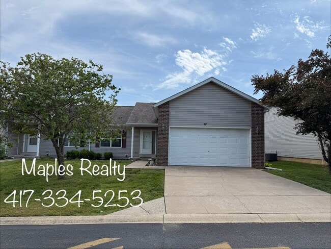 Building Photo - 3 Bedroom, 2 Bath Home for RENT in Branson, MO