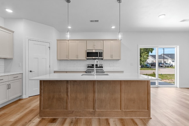 Photo - 2719 Sachet Pl