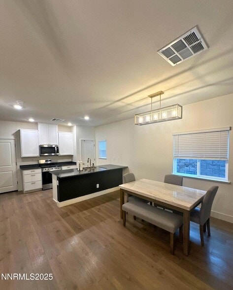 Photo - 1243 Cedarhaven Ct