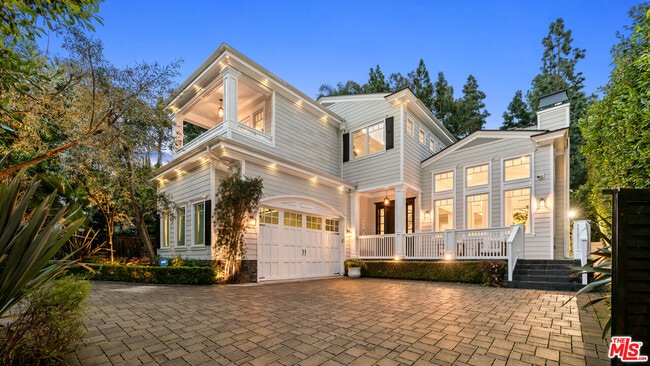 Building Photo - 1836 Laurel Canyon Blvd Rental