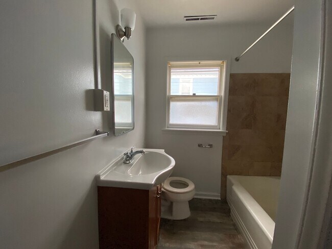 Photo - 1117-1119 S Westnedge Unit 1119  7