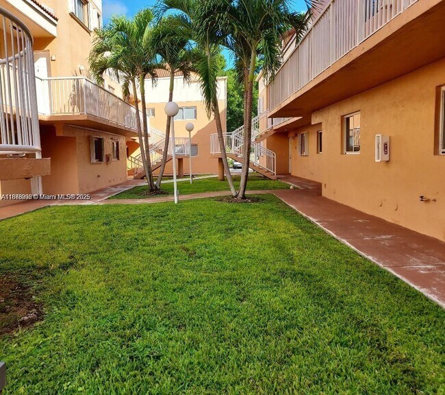 Photo - 14911 SW 80th St Unit 115