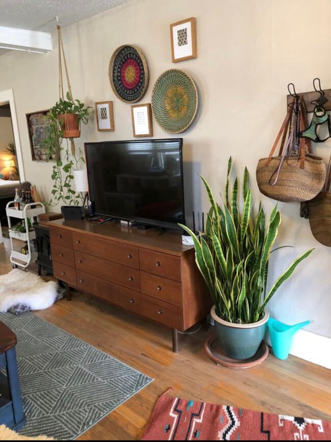 Photo - 2621 N Columbine St Unit 2623