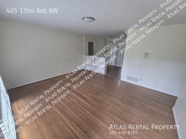 405 13th Ave NW