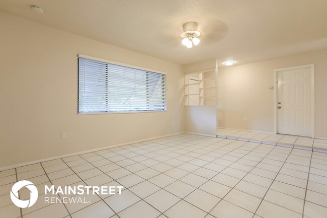 Photo - 4024 Gingold St