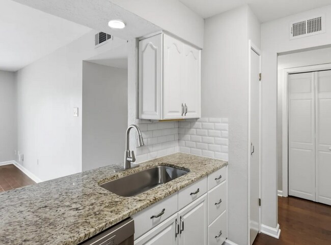 Photo - 4851 Cedar Springs Rd
