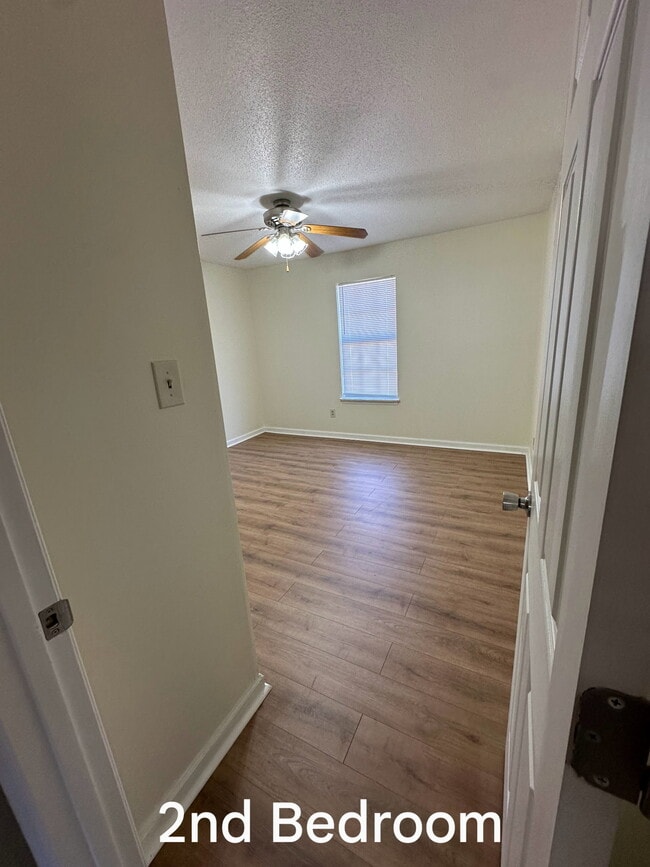 Photo - 146 Muirfield Ct