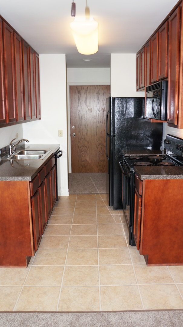 Photo - 5950 Oakwood Dr Unit 5C