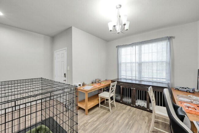 Photo - 2315 Strong Horse Dr