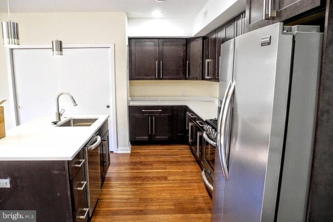 Photo - 934 S 5th St