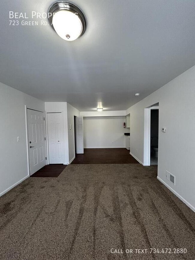 Photo - 723 Green Rd Unit 239