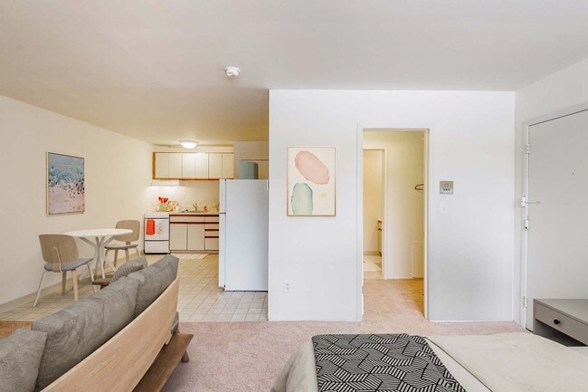 Photo - Medical Center Court Apartments