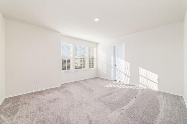 Photo - 5810 Dry Brush Pl