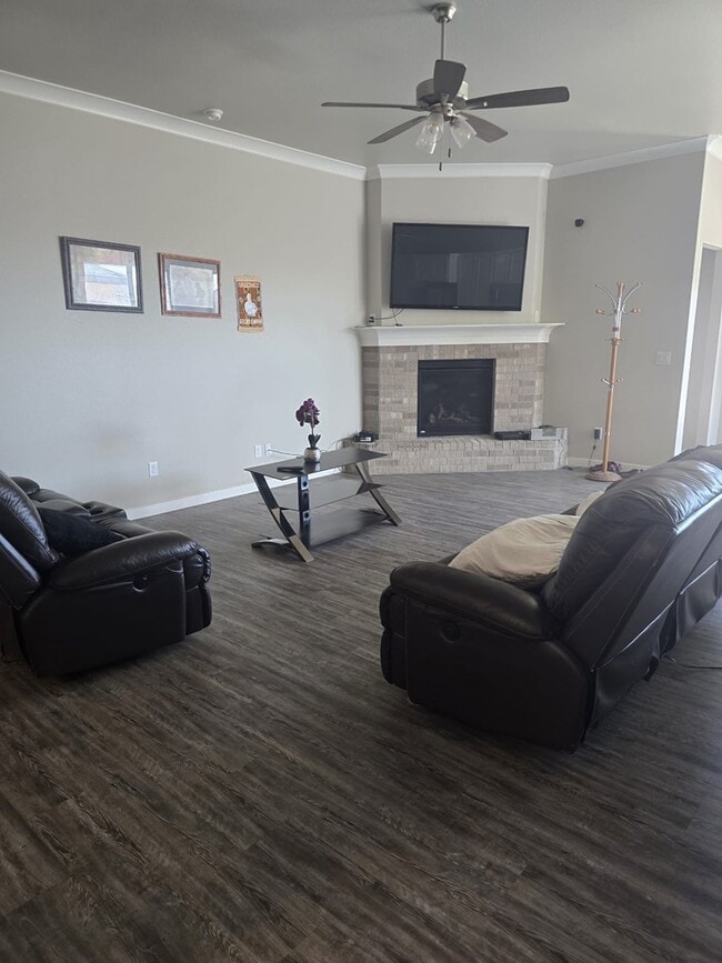 Photo - 1102 Canal St