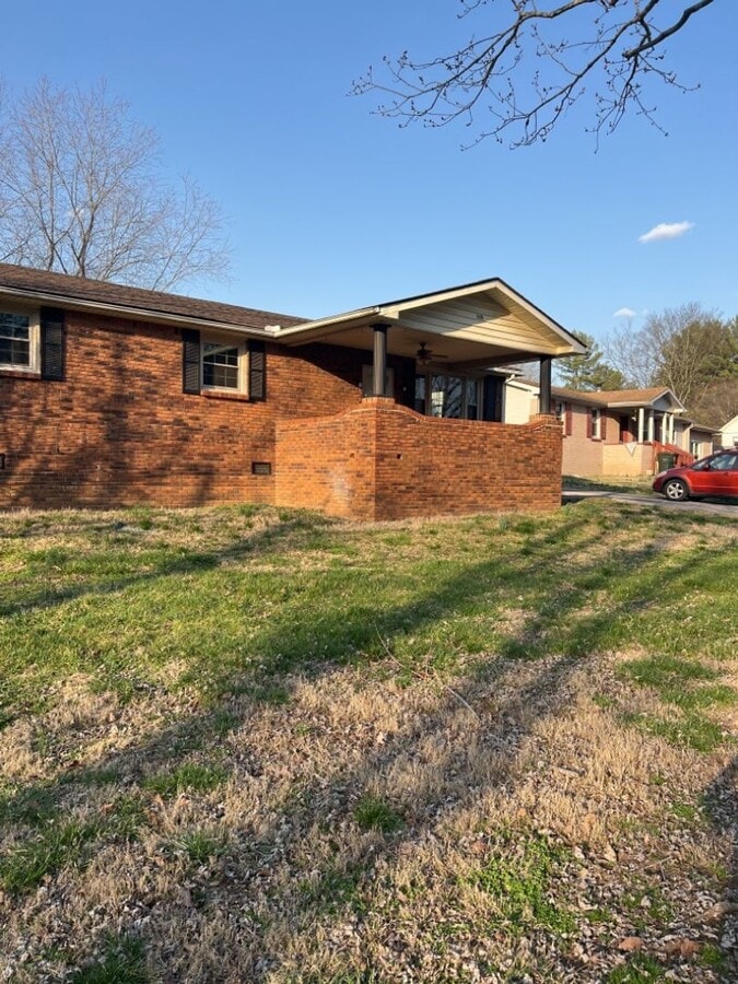 Photo - 115 Berne Dr