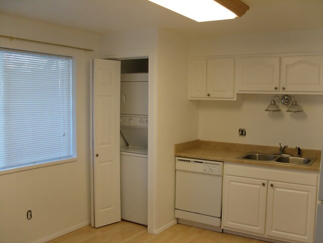 Photo - 461 E 2650 N Unit Apartment #4